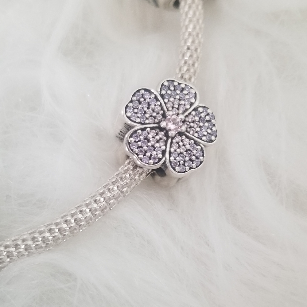 Pandora Primrose charm